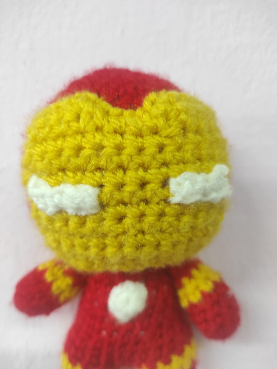 Χειροποίητο πλεκτό κουκλάκι τύπου Ironman