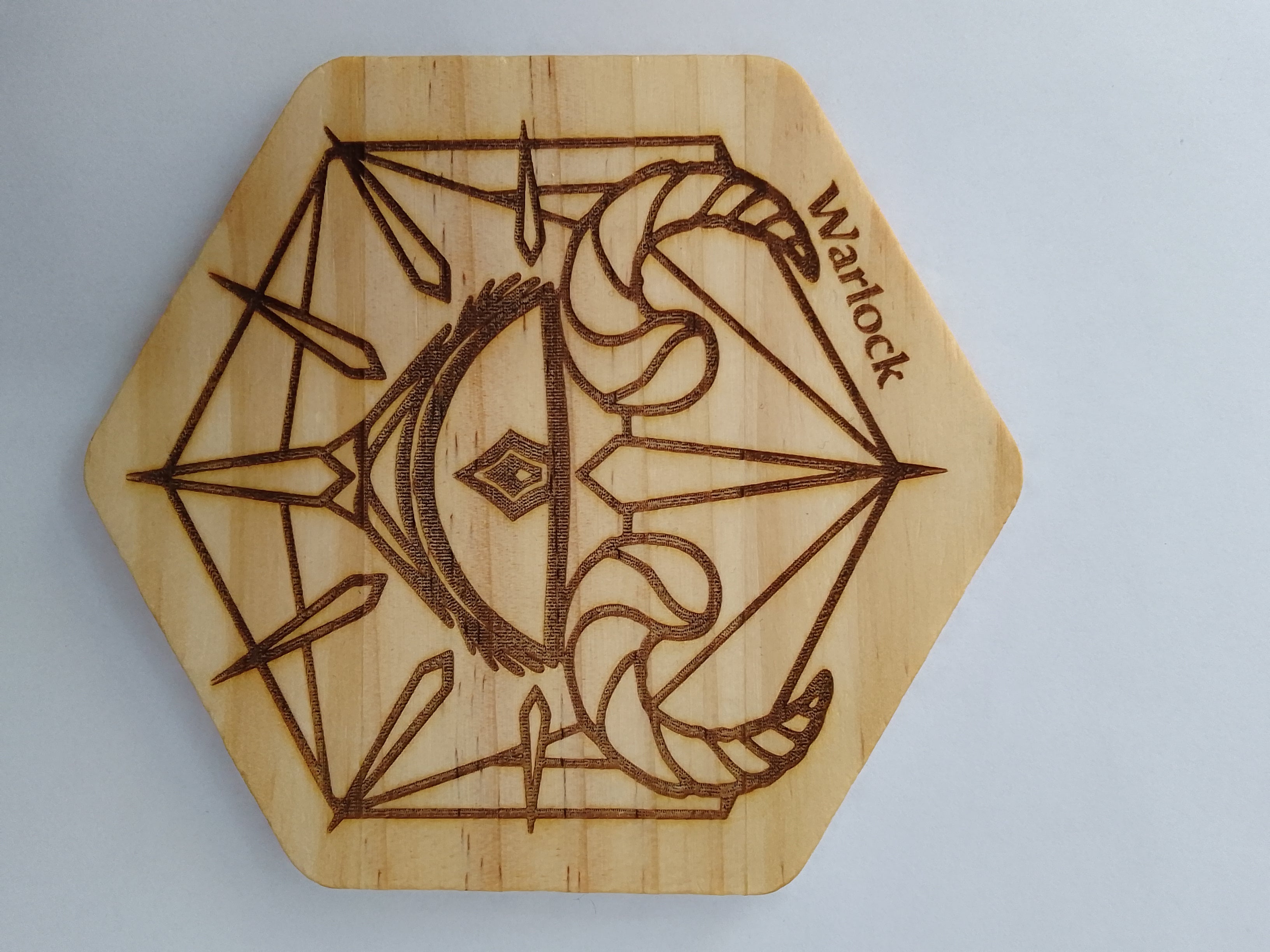 Χειροποίητο ξύλινο drink coaster Dangeons & Dragon Warlock.