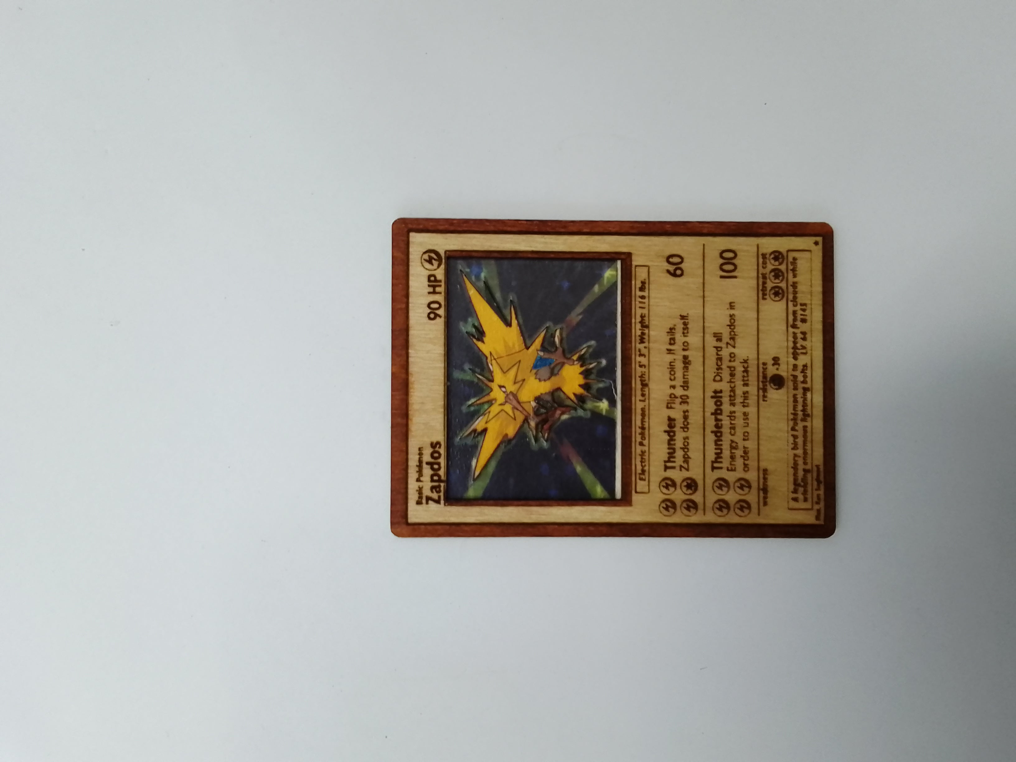 Χειροποίητη ξύλινη κάρτα Pokemon Zapdos