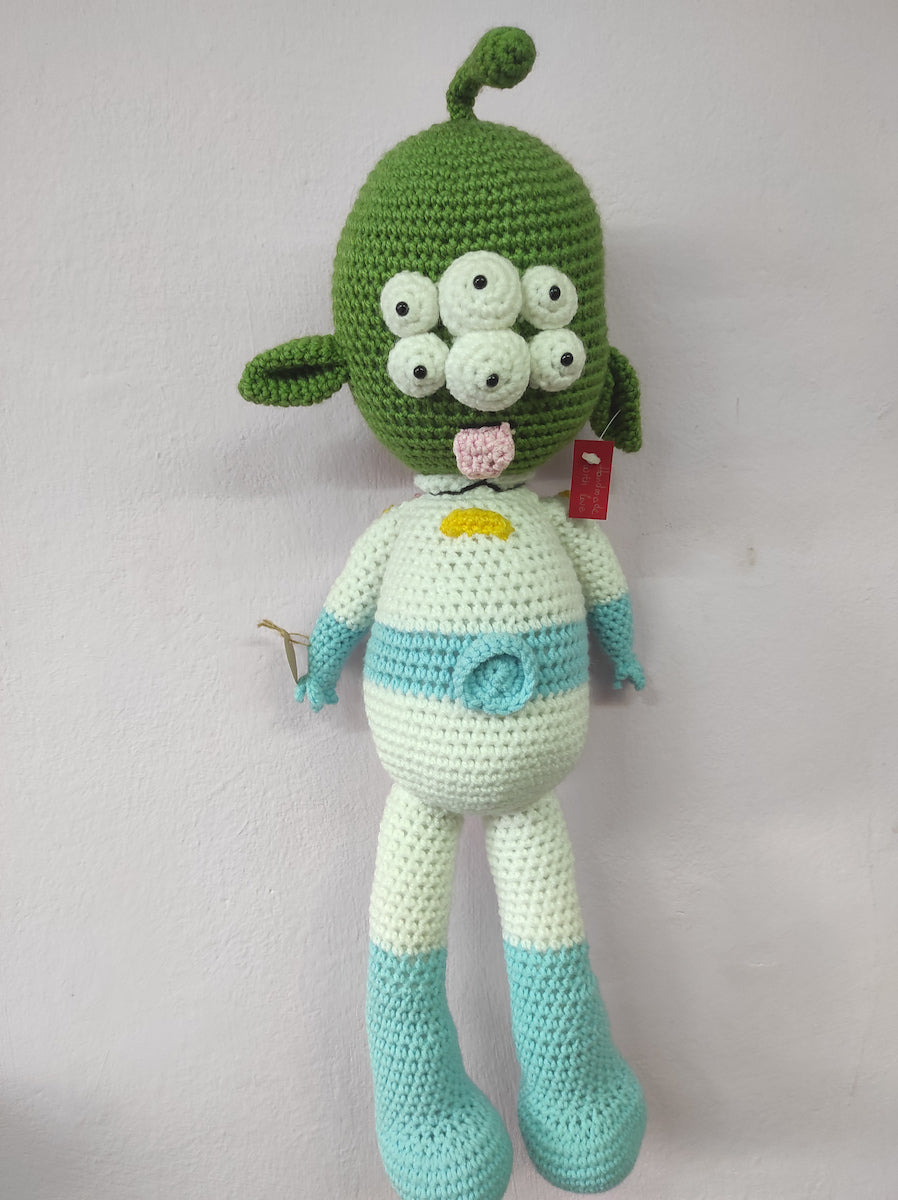 Χειροποίητο πλεκτό κουκλάκι Εξωγήινος Alien