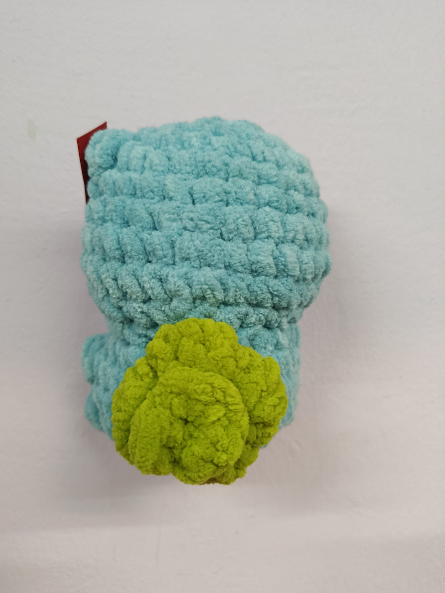 Χειροποίητο πλεκτό κουκλάκι Βελουτέ τύπου bulbasaur