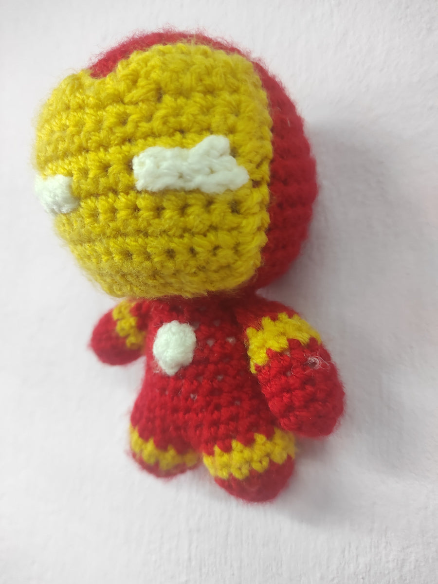 Χειροποίητο πλεκτό κουκλάκι τύπου Ironman