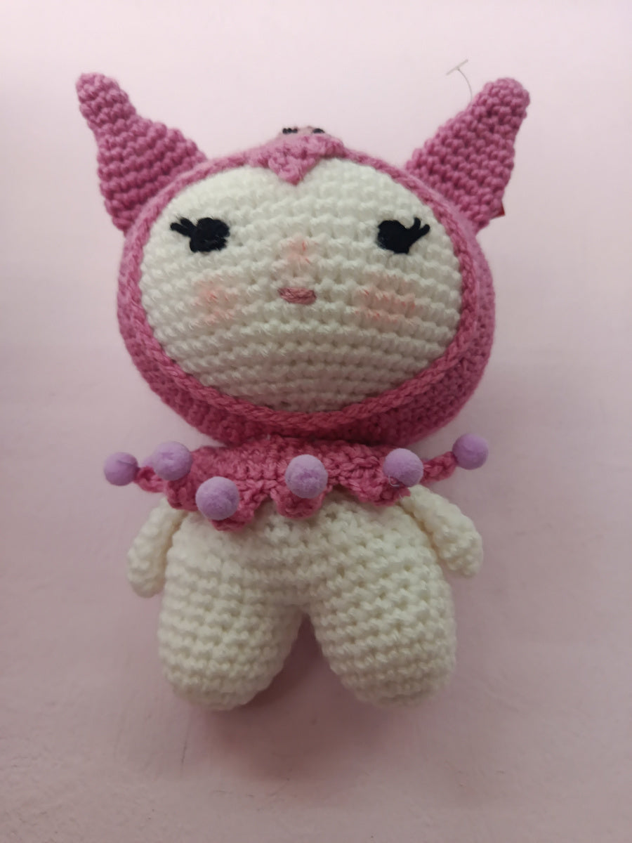 Χειροποίητο πλεκτό κουκλάκι τύπου Kuromi με καπέλο Joker