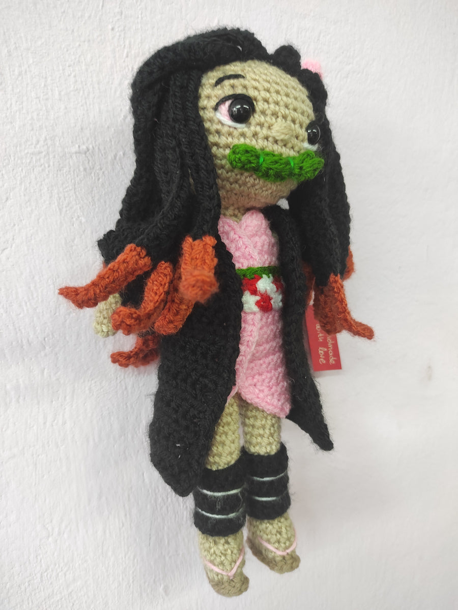 Χειροποίητη πλεκτή κούκλα τύπου Nezuko