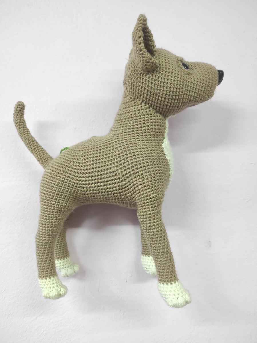 Χειροποίητο πλεκτό κουκλάκι σκύλος Pitbull