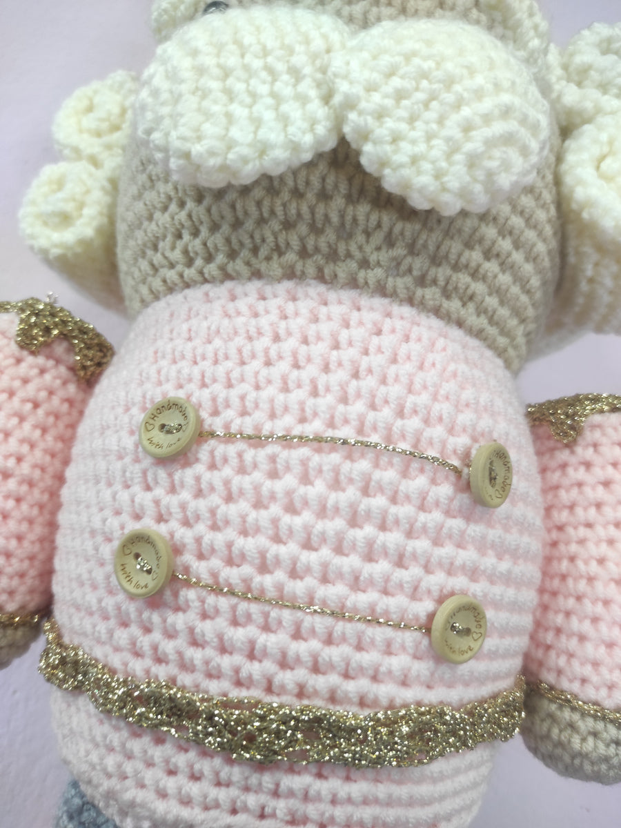 Χειροποίητο πλεκτό κουκλάκι ροζ καρυοθραύστης