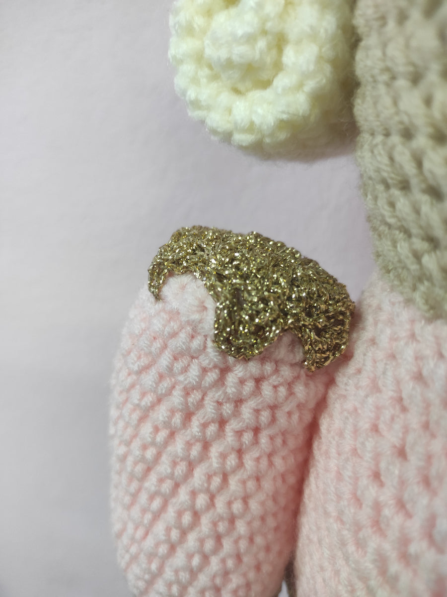 Χειροποίητο πλεκτό κουκλάκι ροζ καρυοθραύστης