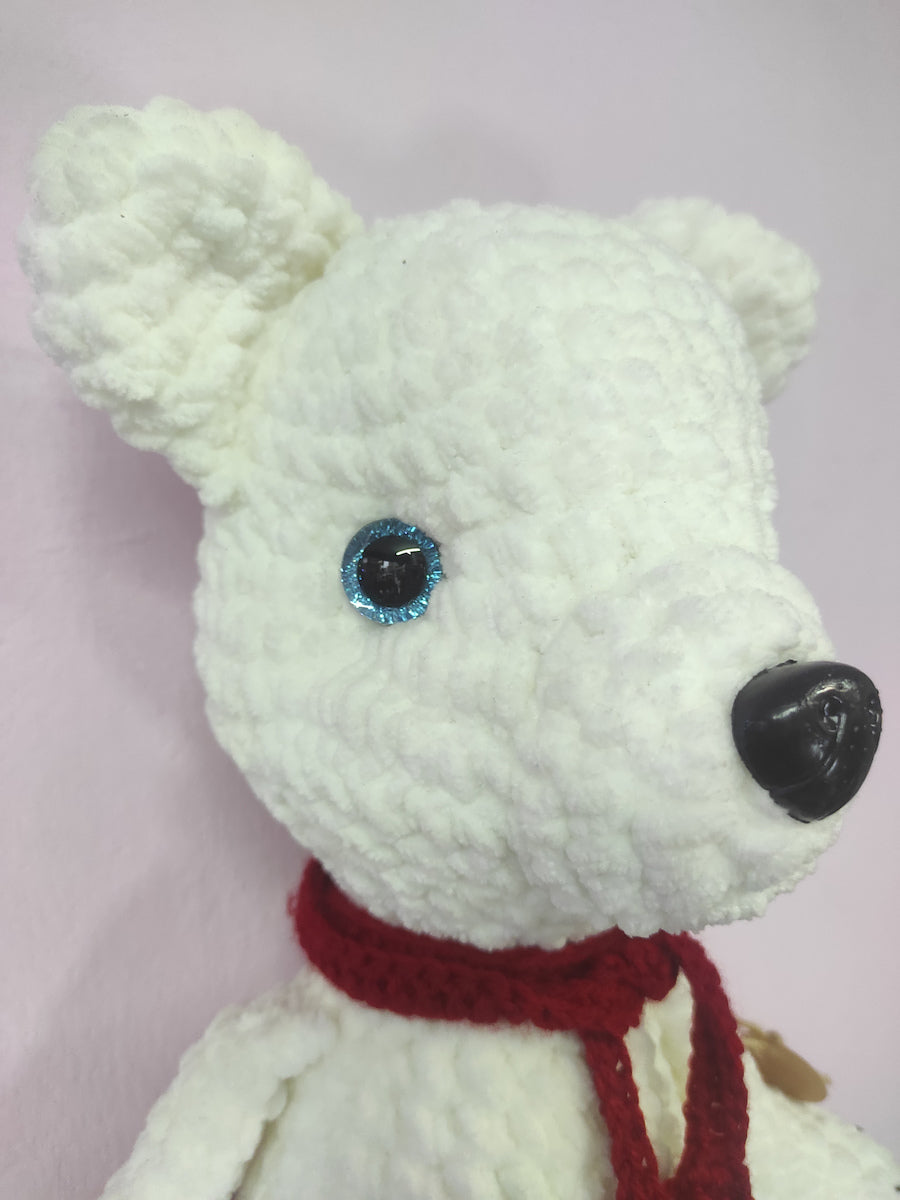 Χειροποίητο πλεκτό κουκλάκι Πολική Αρκούδα