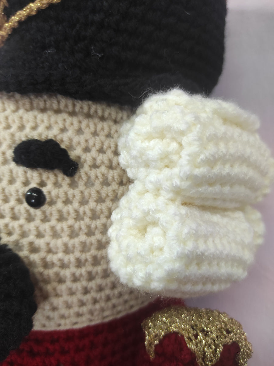 Χειροποίητο πλεκτό κουκλάκι κόκκινος Καρυοθραύστης