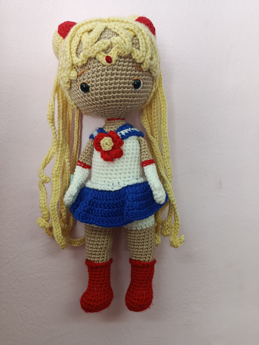 Χειροποίητο πλεκτό κουκλάκι τύπου Sailor Moon