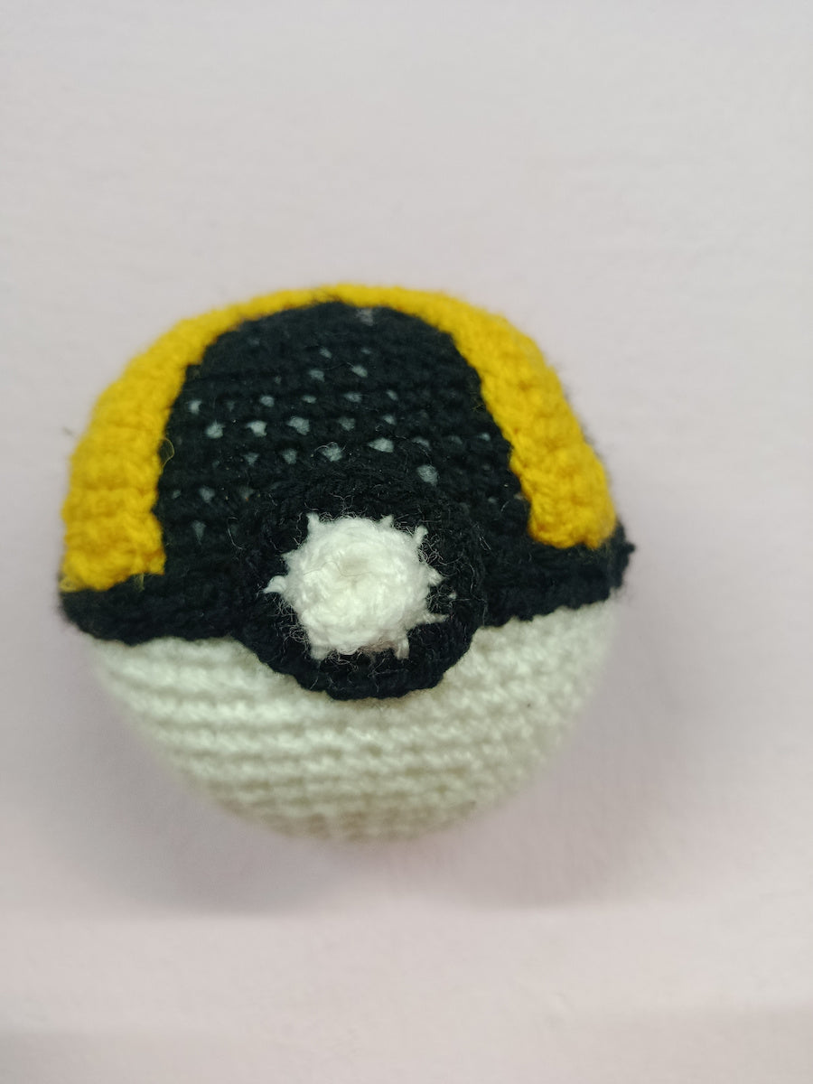 Χειροποίητο πλεκτό κουκλάκι τύπου Ultraball Pokeball