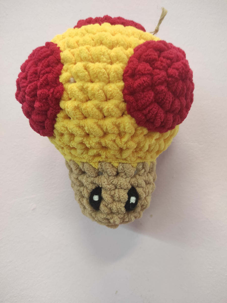 Χειροποίητο πλεκτό κουκλάκι Κόκκινο Βελουτέ Μανιτάρι