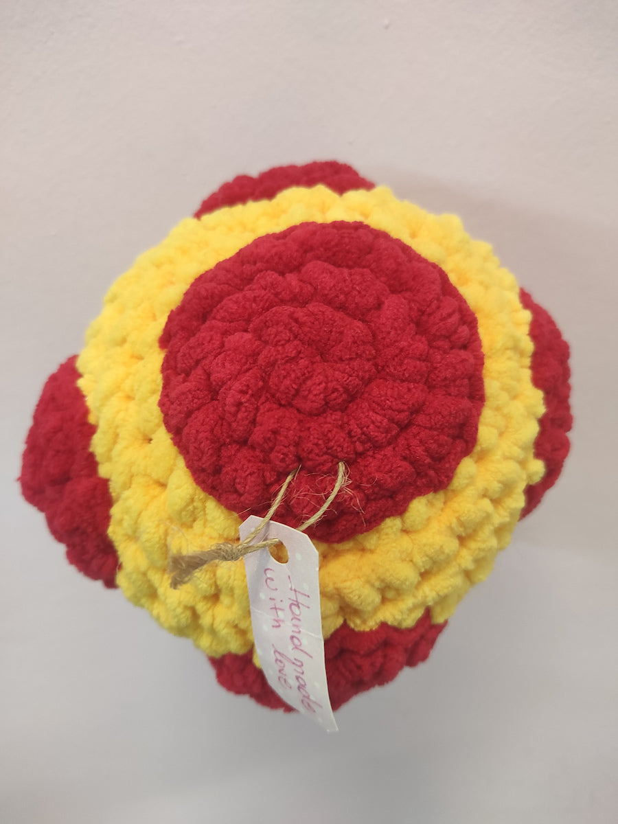 Χειροποίητο πλεκτό κουκλάκι Κόκκινο Βελουτέ Μανιτάρι